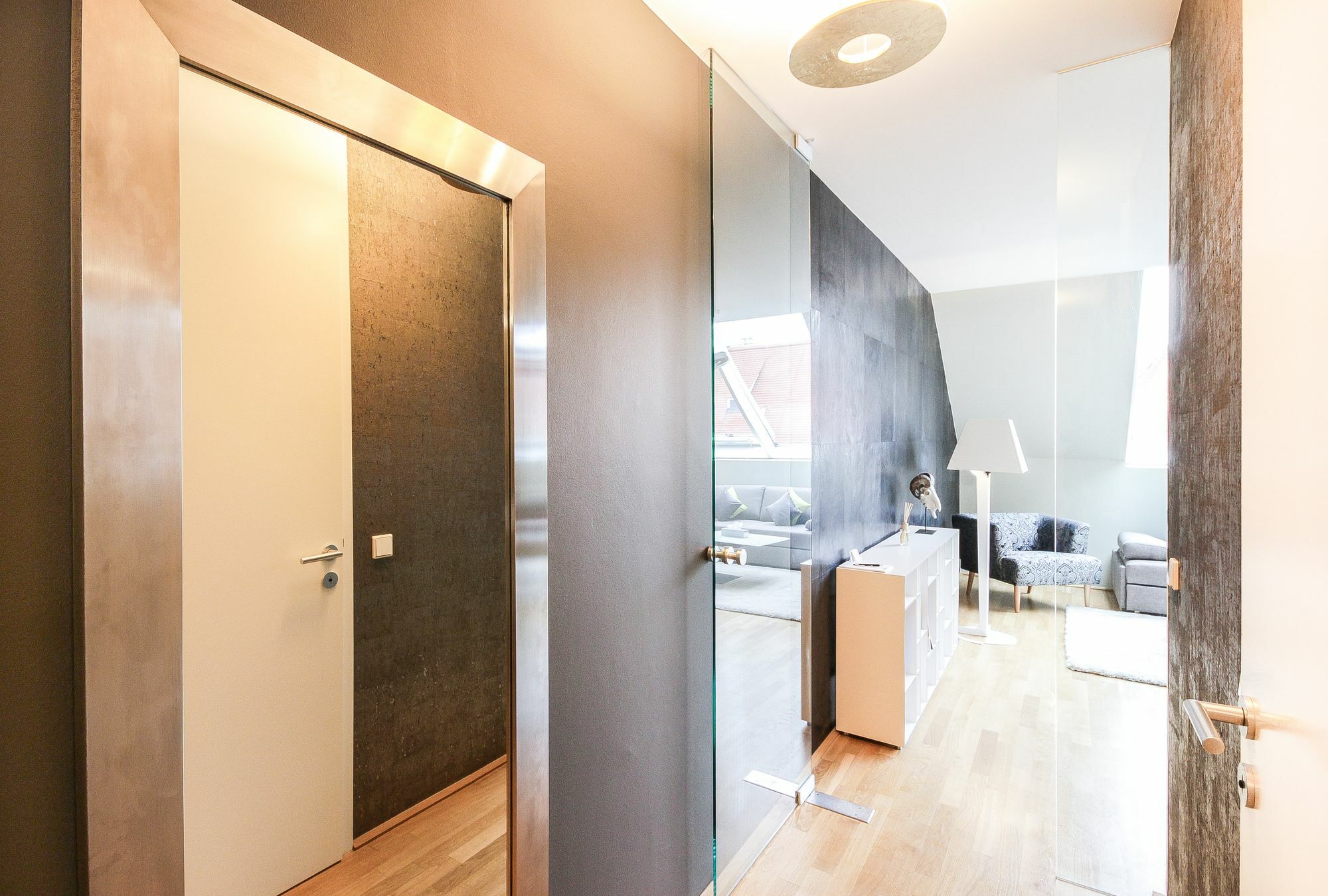 Abieshomes Serviced - Downtown Appartamento *